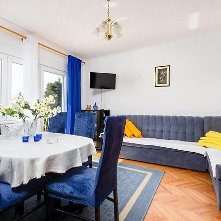 Apartment Adriahouse Punat Bagian luar foto