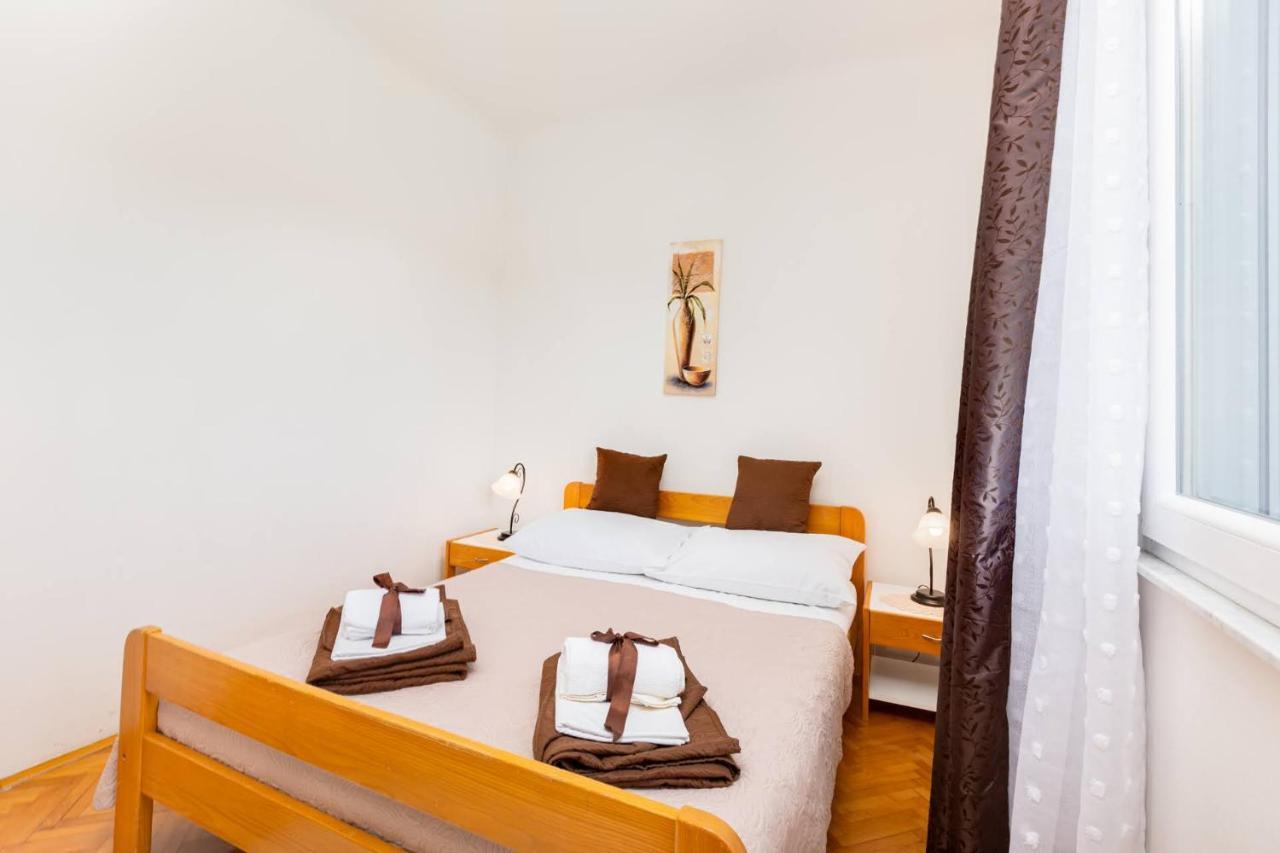 Apartment Adriahouse Punat Bagian luar foto
